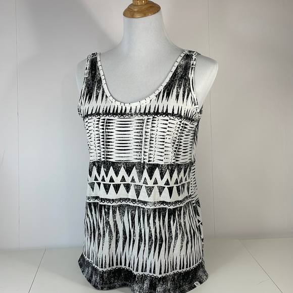 ELEMENT tribal/bohemian/aztek tank, Size L - Picture 1 of 9
